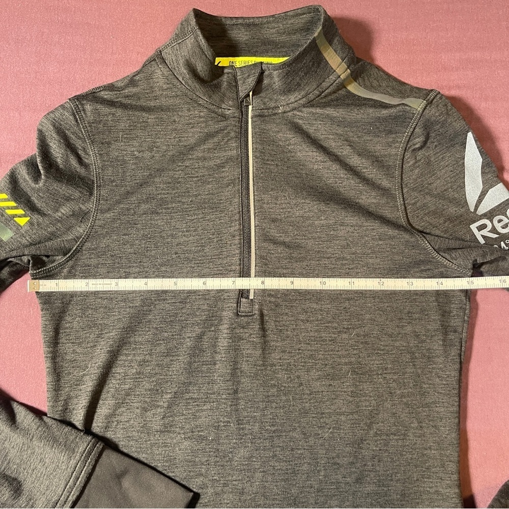Reebok One Series Long Sleeve 1/2 Zip Running Sweatshirt Dark Gray 2XS (15" P2P) - Picture 2 of 8